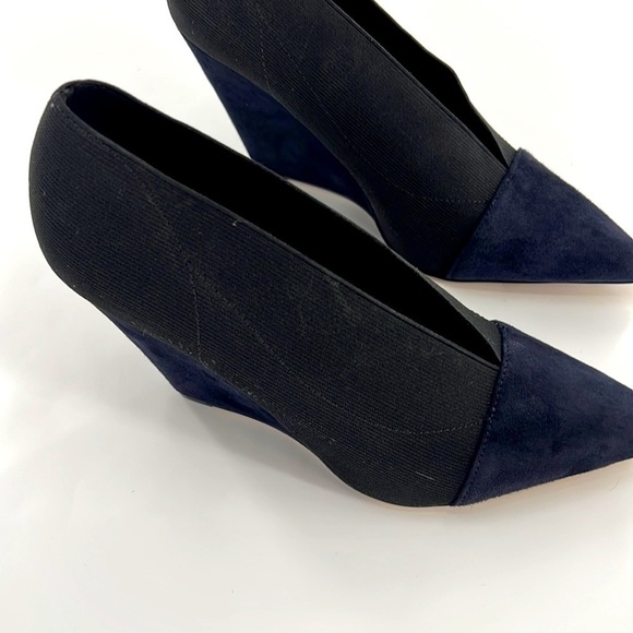 Nine West Valrus Black Navy Point Toe Wedge Pumps Size 7 M - Picture 12 of 12